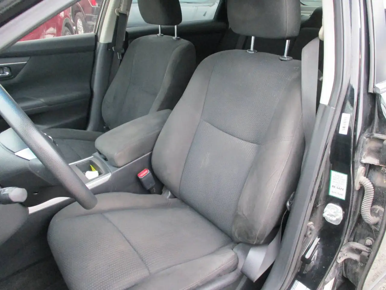 Nissan Altima снимка Nissan Altima