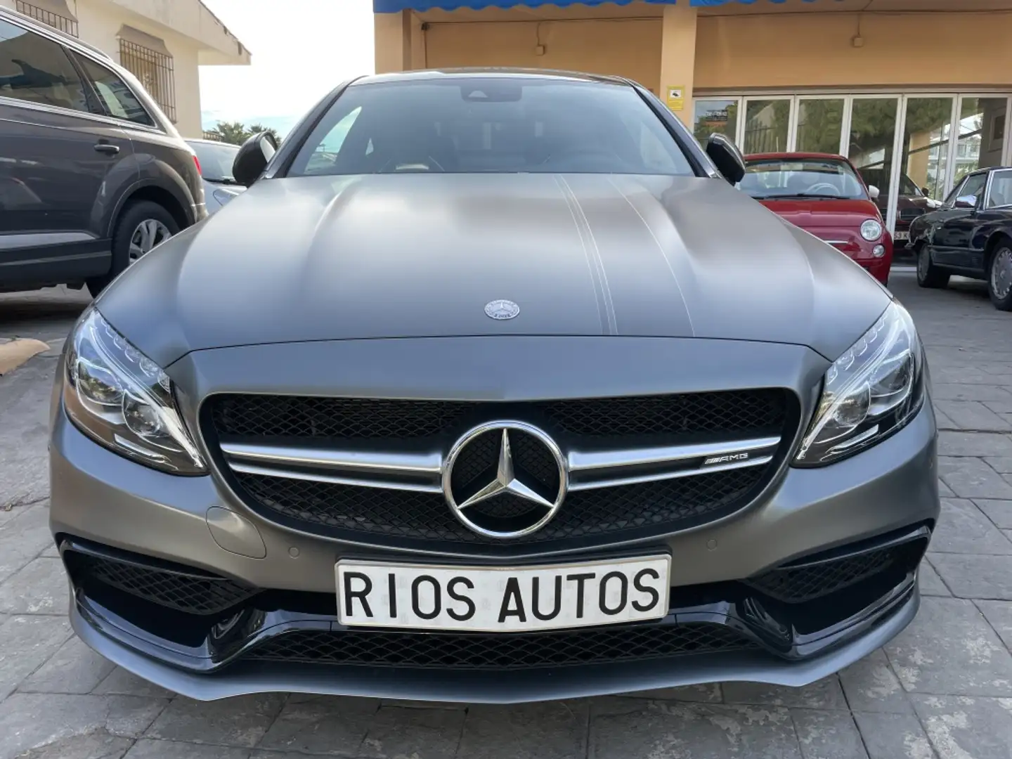 Mercedes-Benz C 63 AMG Coupé 7G Plus Gris - 1