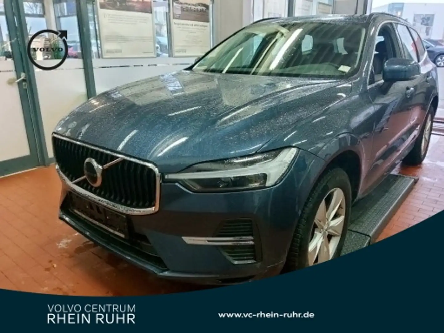 Volvo XC60 B4  Core+PARKPILOT+RÜCKFAHRKAM+DAB+ Blau - 1