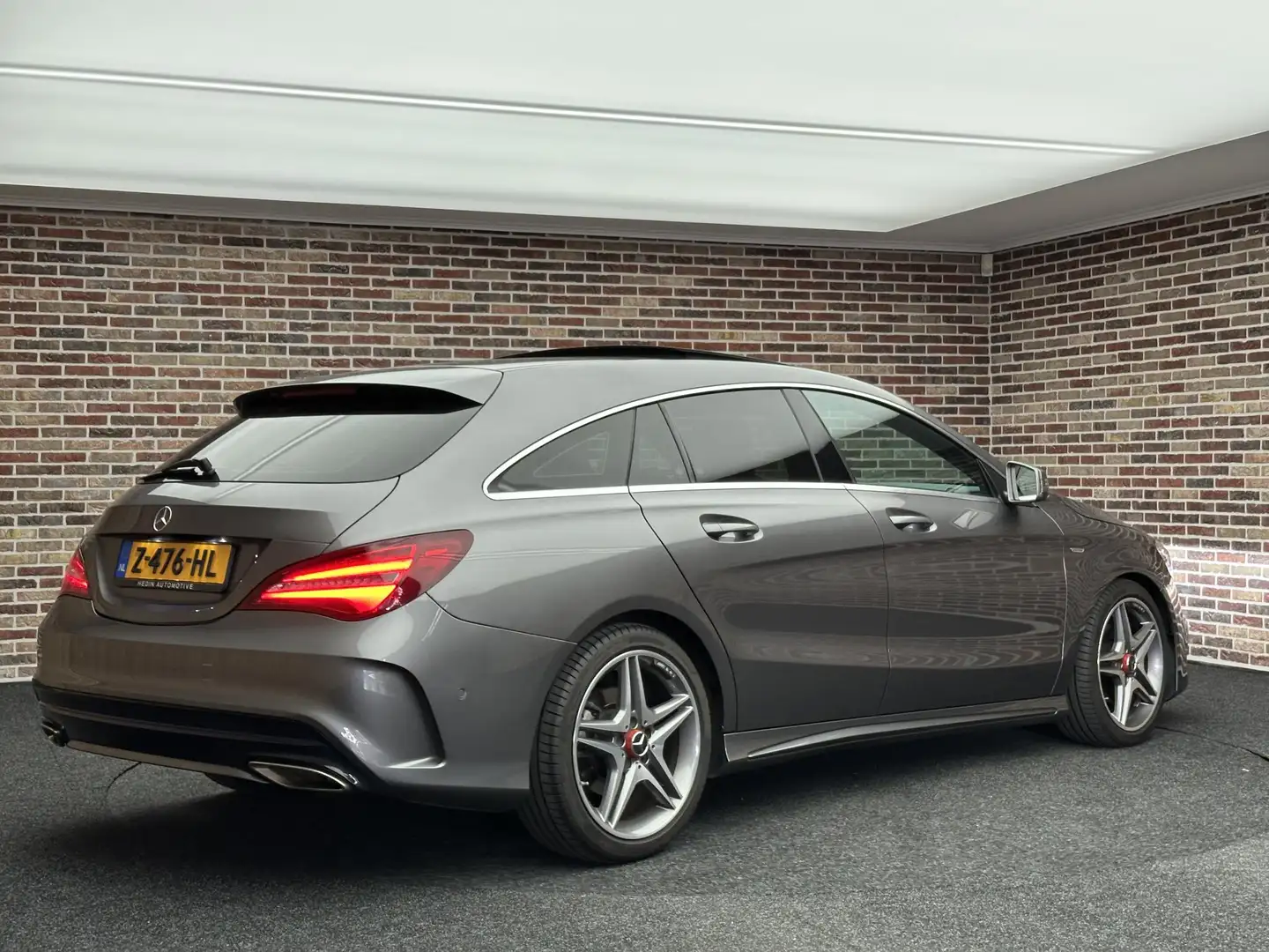 Mercedes-Benz CLA 200 AMG Shooting Brake| Dak| CarPlay| Keyless| LED| Gris - 2