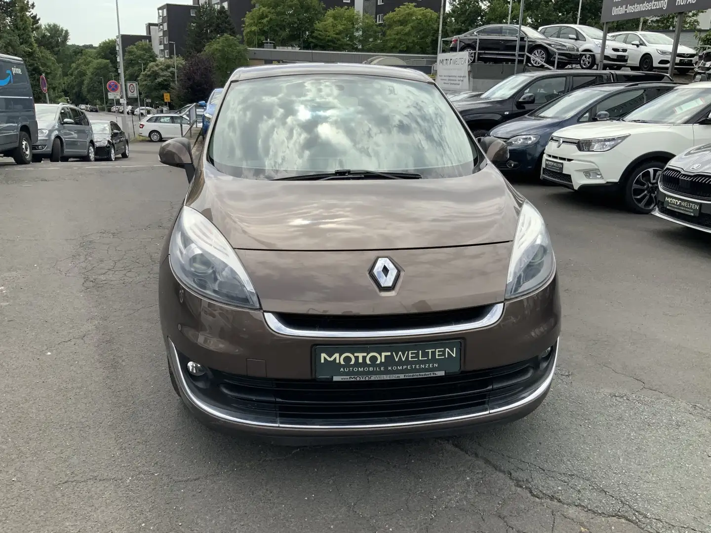 Renault Grand Scenic 1.2 TCe 115 Expression ENERGY 1.2 TCe 115 EU5 Expr Braun - 2