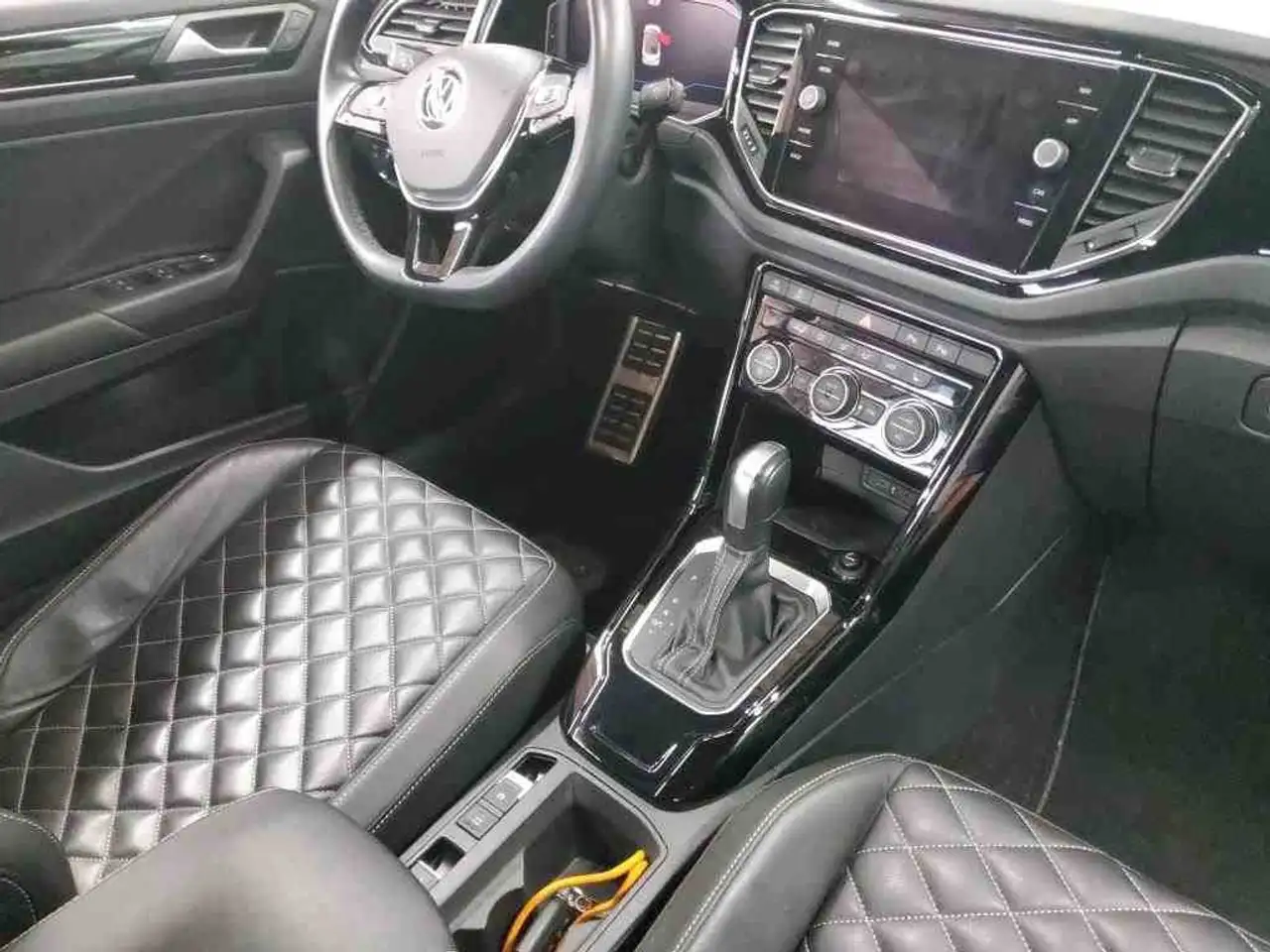 Volkswagen T-Roc Cabriolet 1.5 TSI DSG R-LINE EDITION BLUE +AHK +B 8