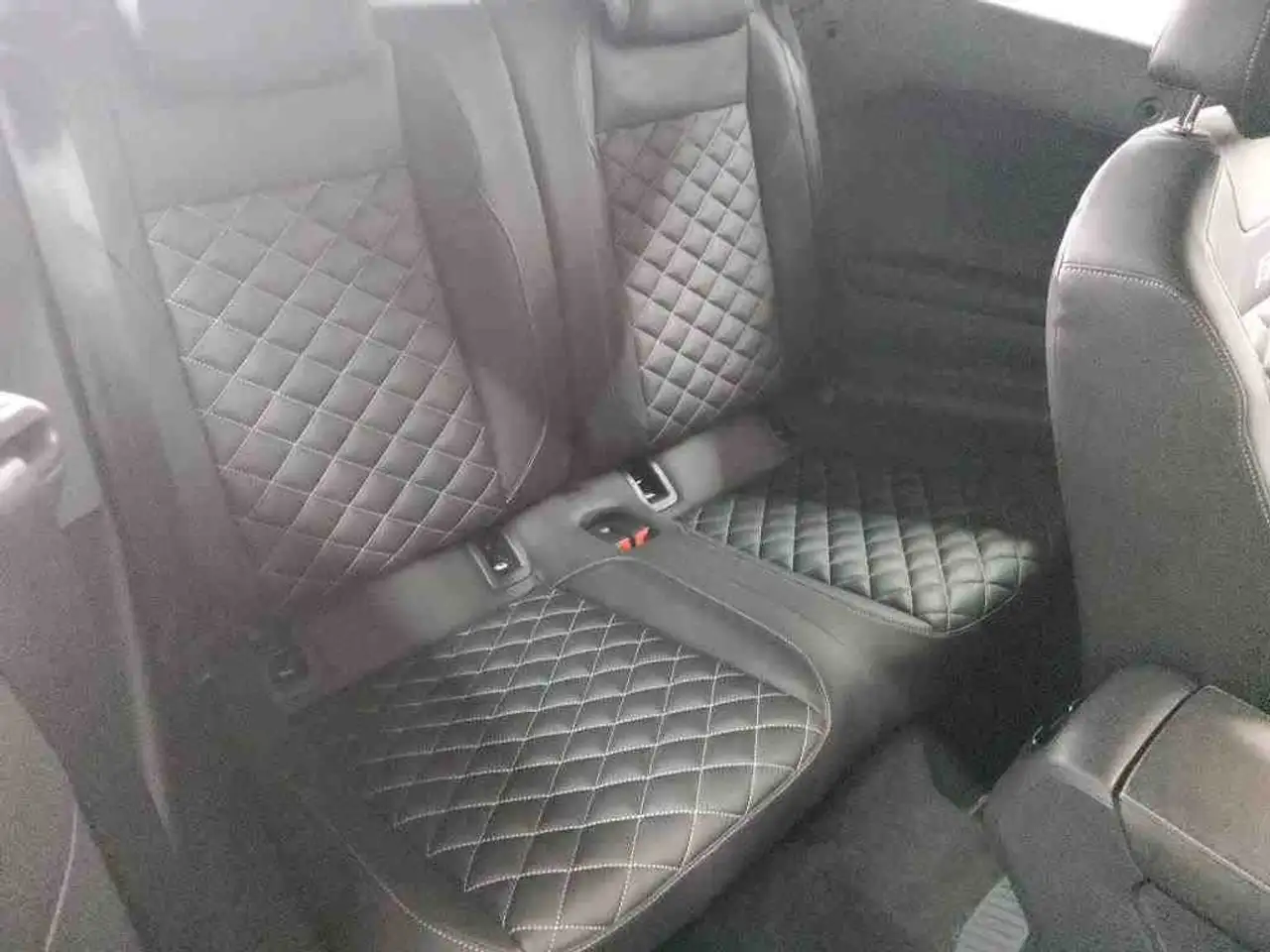 Volkswagen T-Roc Cabriolet 1.5 TSI DSG R-LINE EDITION BLUE +AHK +B 7