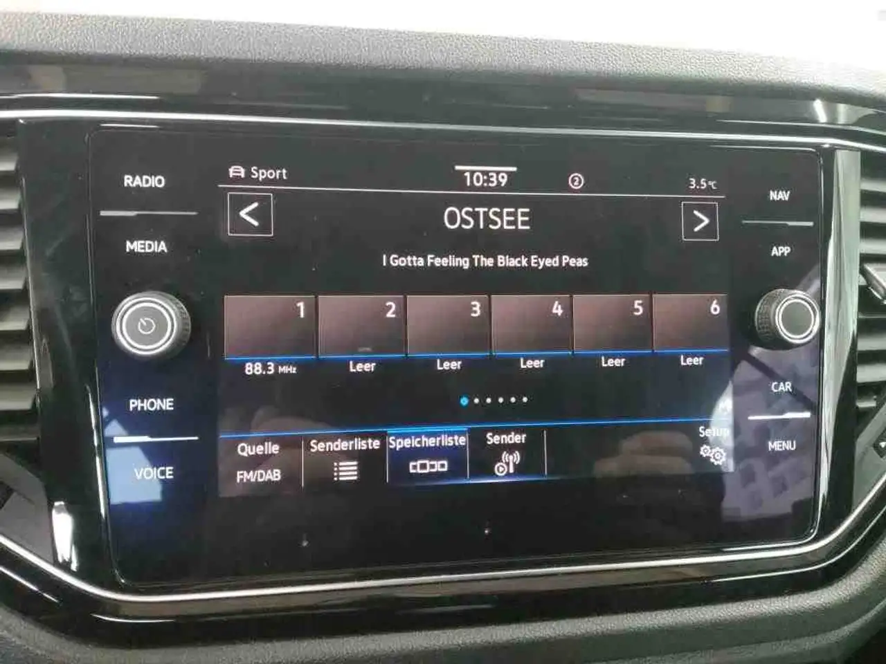 Volkswagen T-Roc Cabriolet 1.5 TSI DSG R-LINE EDITION BLUE +AHK +B 9