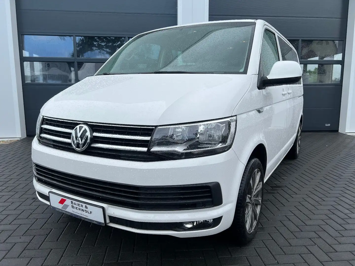 Volkswagen T6 Multivan Comfortline Navi AHK PDC Automatik Blanc - 2