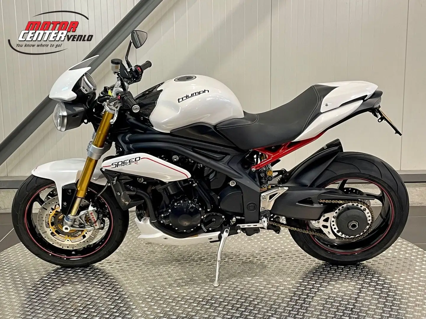 Triumph Speed Triple R - 2