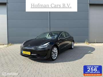 Standard RWD Plus 60 kWh TREKHAAK AUTOPILOT 19Inch