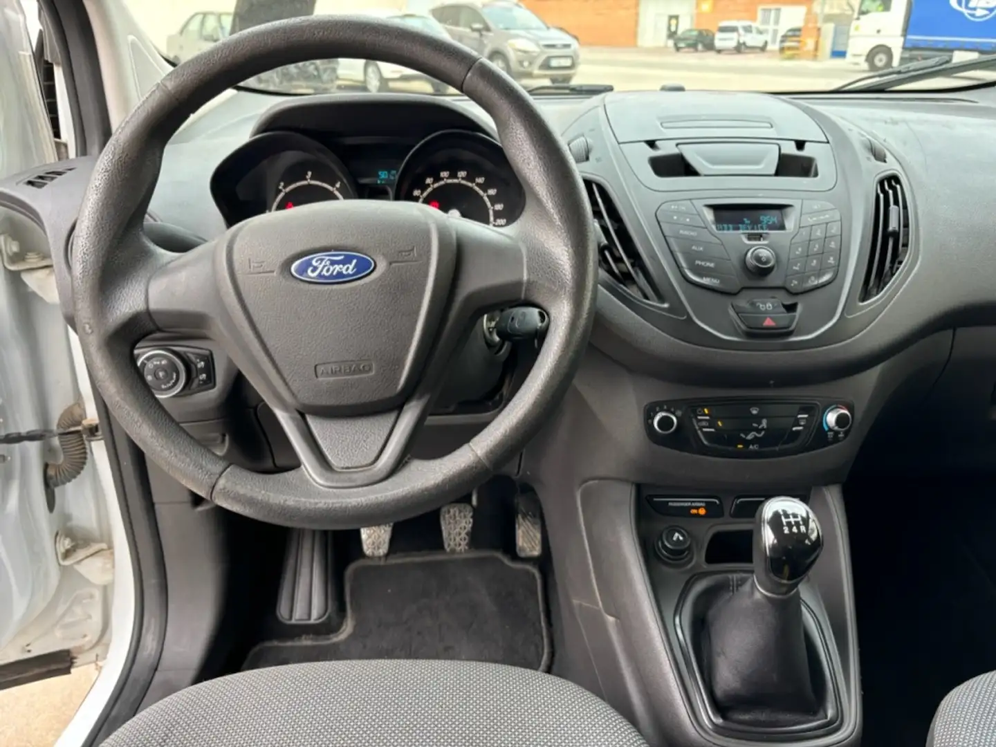 Ford Transit Courier Kombi 1.5TDCi Ambiente 95 Blanco - 2