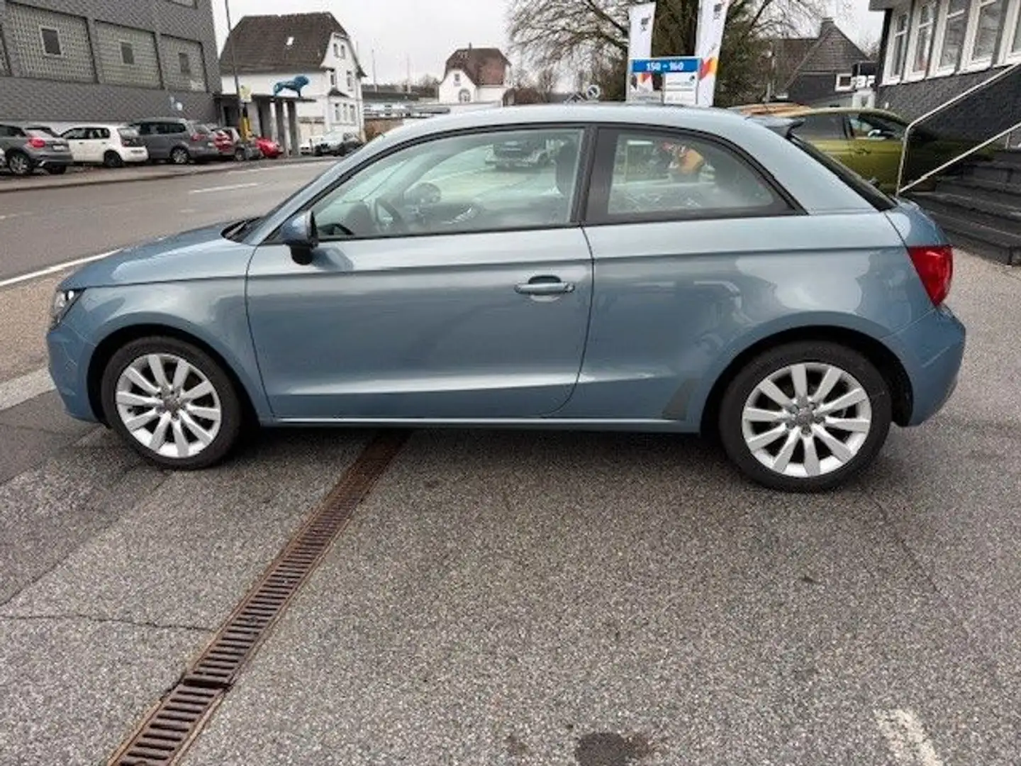 Audi A1 ambition Blau - 2