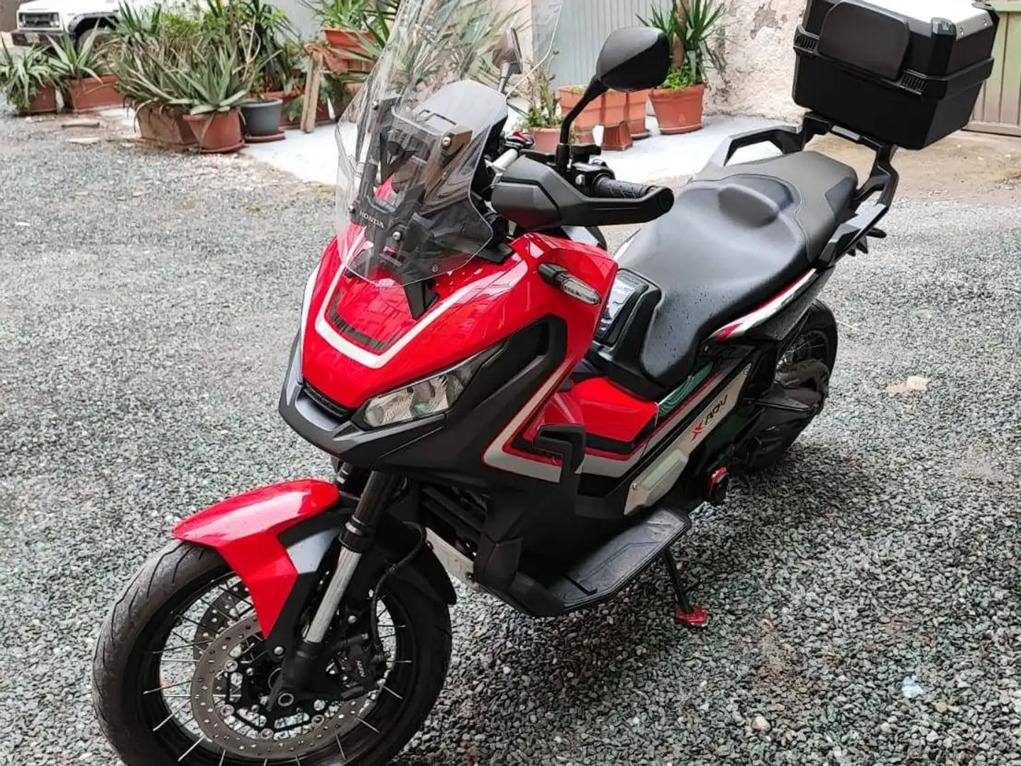 Honda X-ADV Roşu - 1