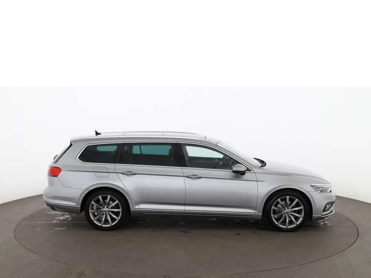 Volkswagen Passat Variant 2.0 TDI Elegance Aut MATRIX SKY Plateado - 2