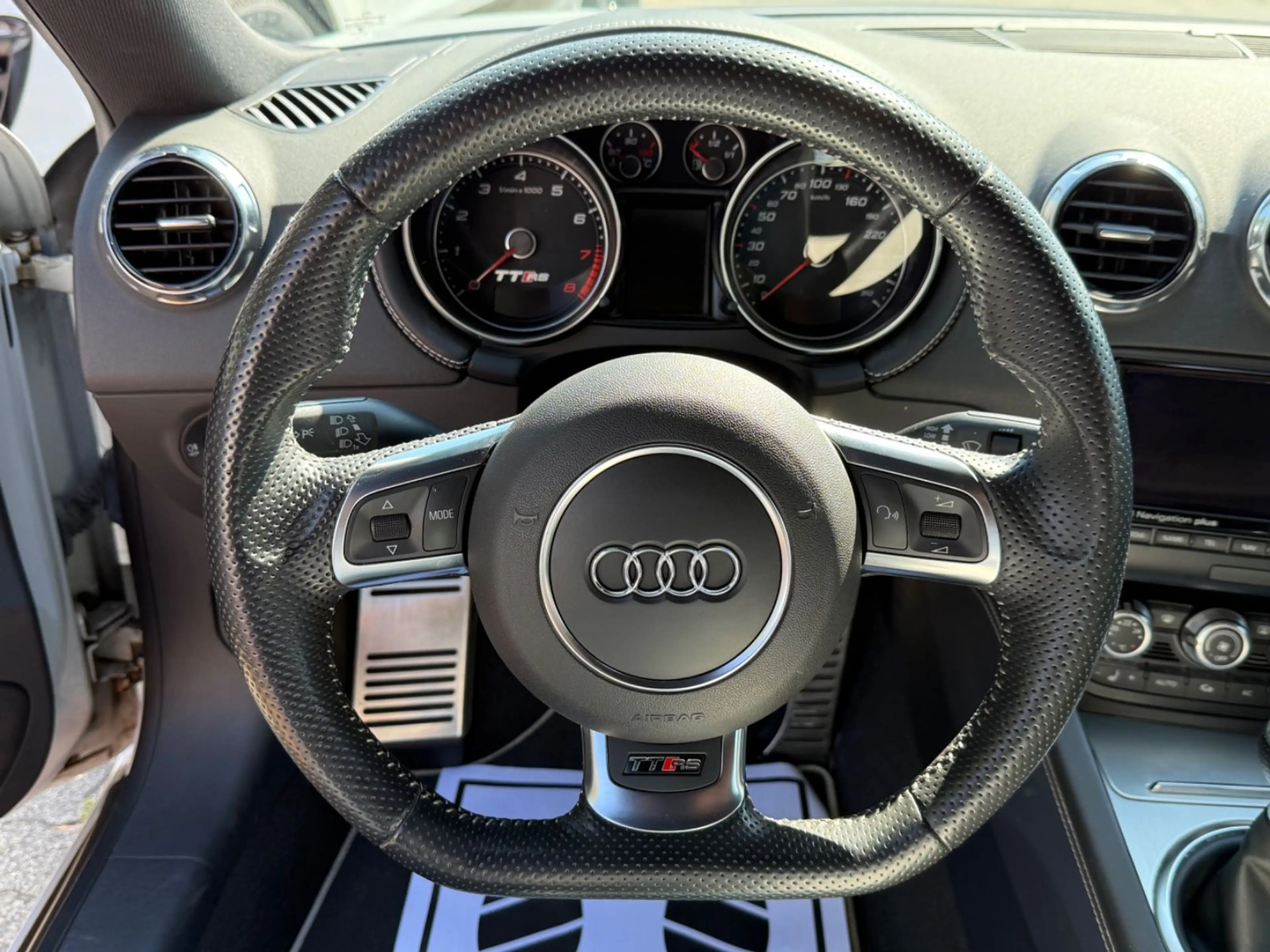 Audi TT COUPÉ 2.5 TFSI TT RS *1.HAND*LIEBHABER*MWST* — photo 13