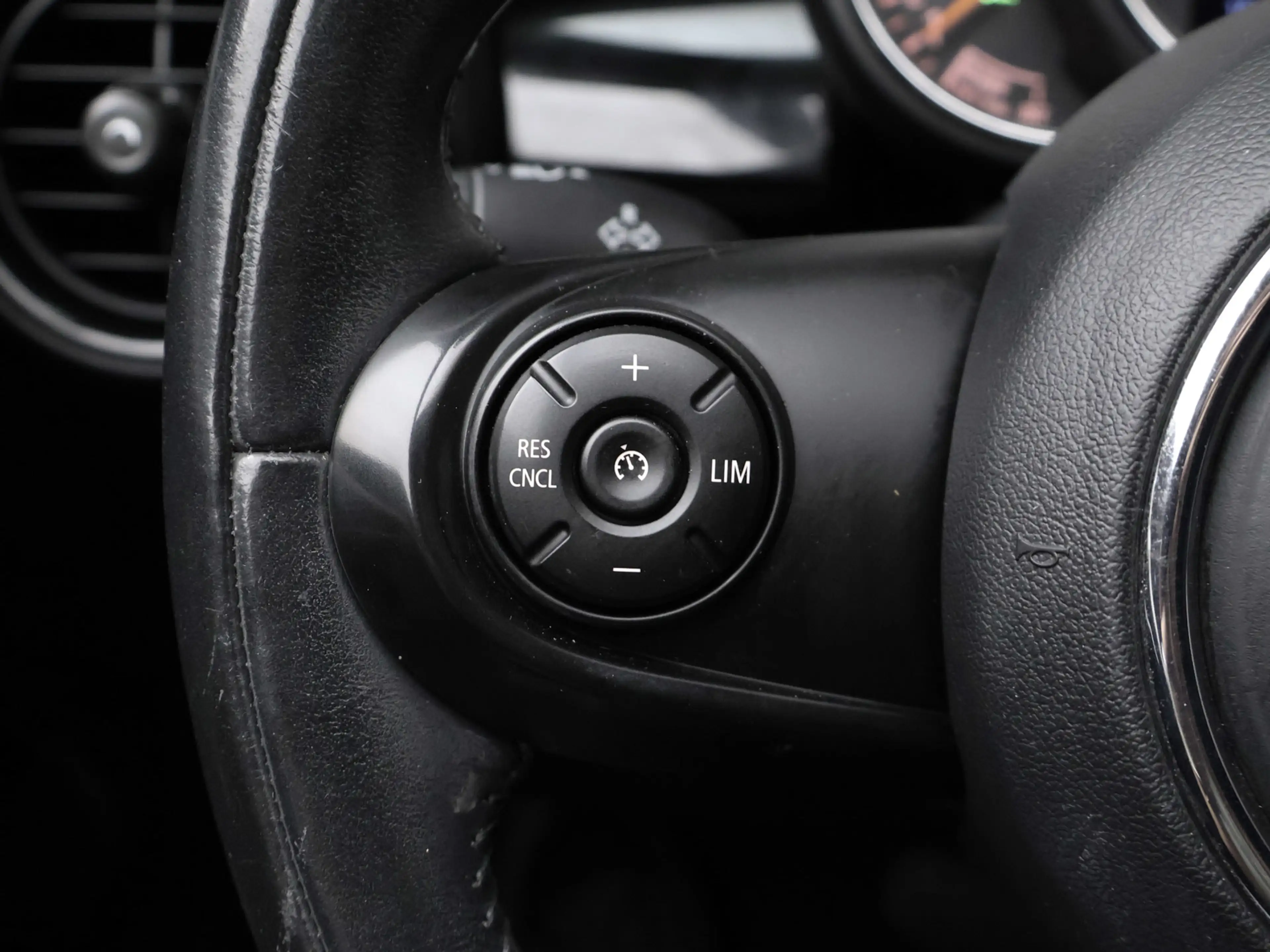 MINI Cooper Cabrio 1.5 Chili Sport (CABRIO,NAVI,CAMERA,STOELVERWARMIN — photo 8