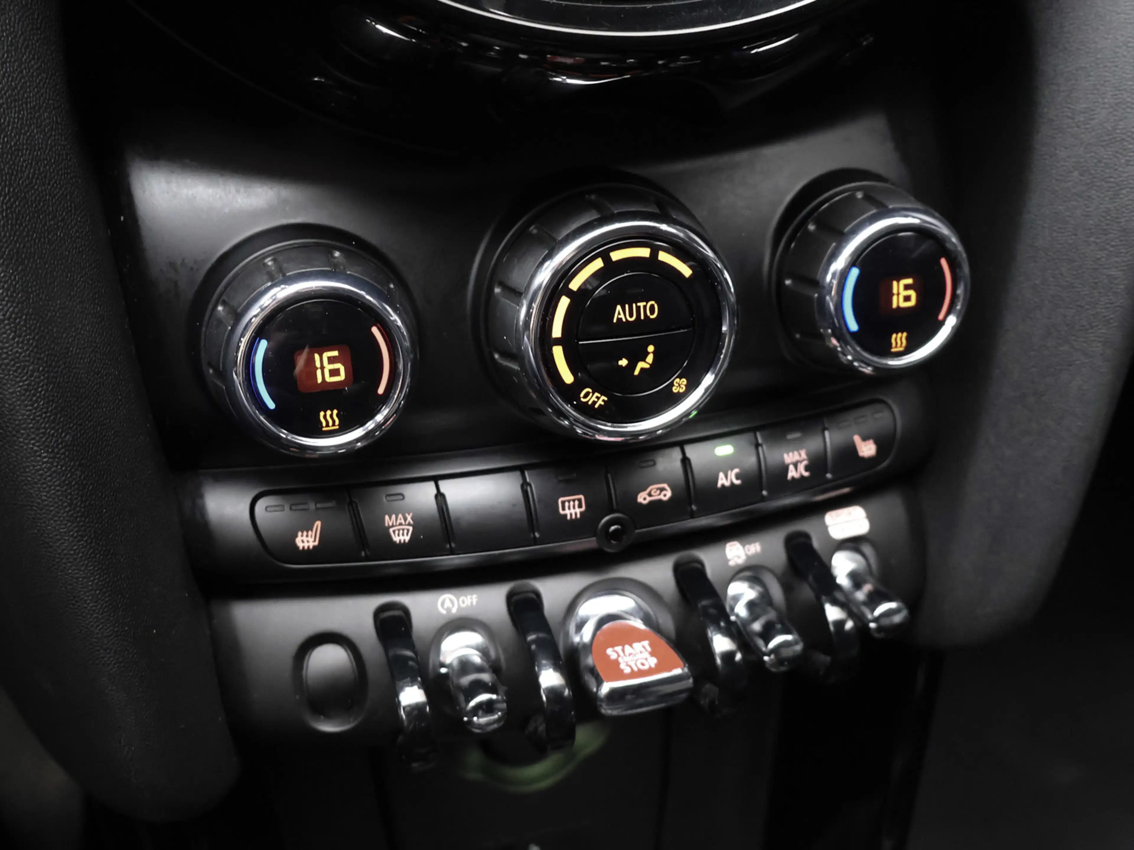 MINI Cooper Cabrio 1.5 Chili Sport (CABRIO,NAVI,CAMERA,STOELVERWARMIN — photo 13