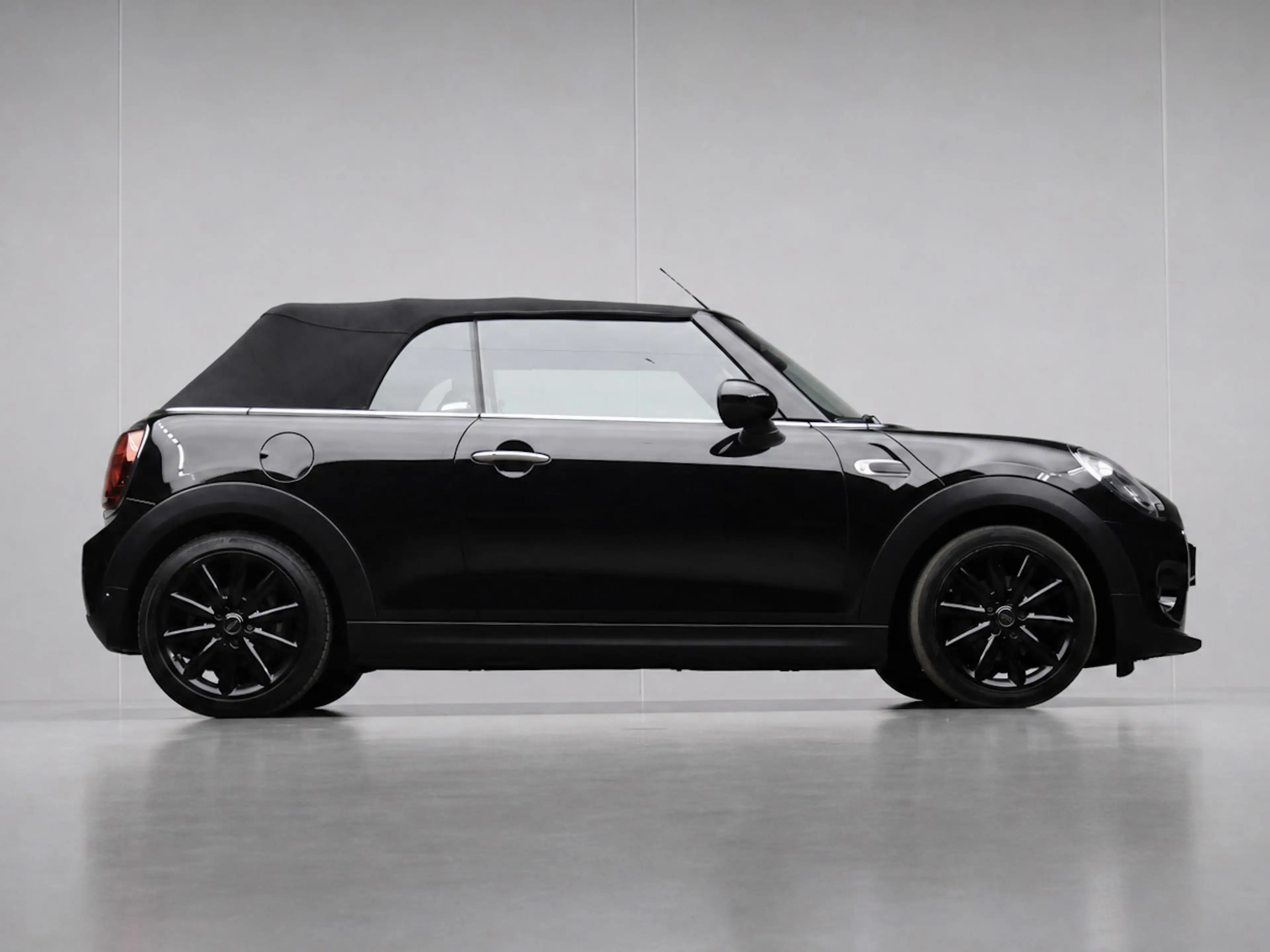 MINI Cooper Cabrio 1.5 Chili Sport (CABRIO,NAVI,CAMERA,STOELVERWARMIN — photo 5