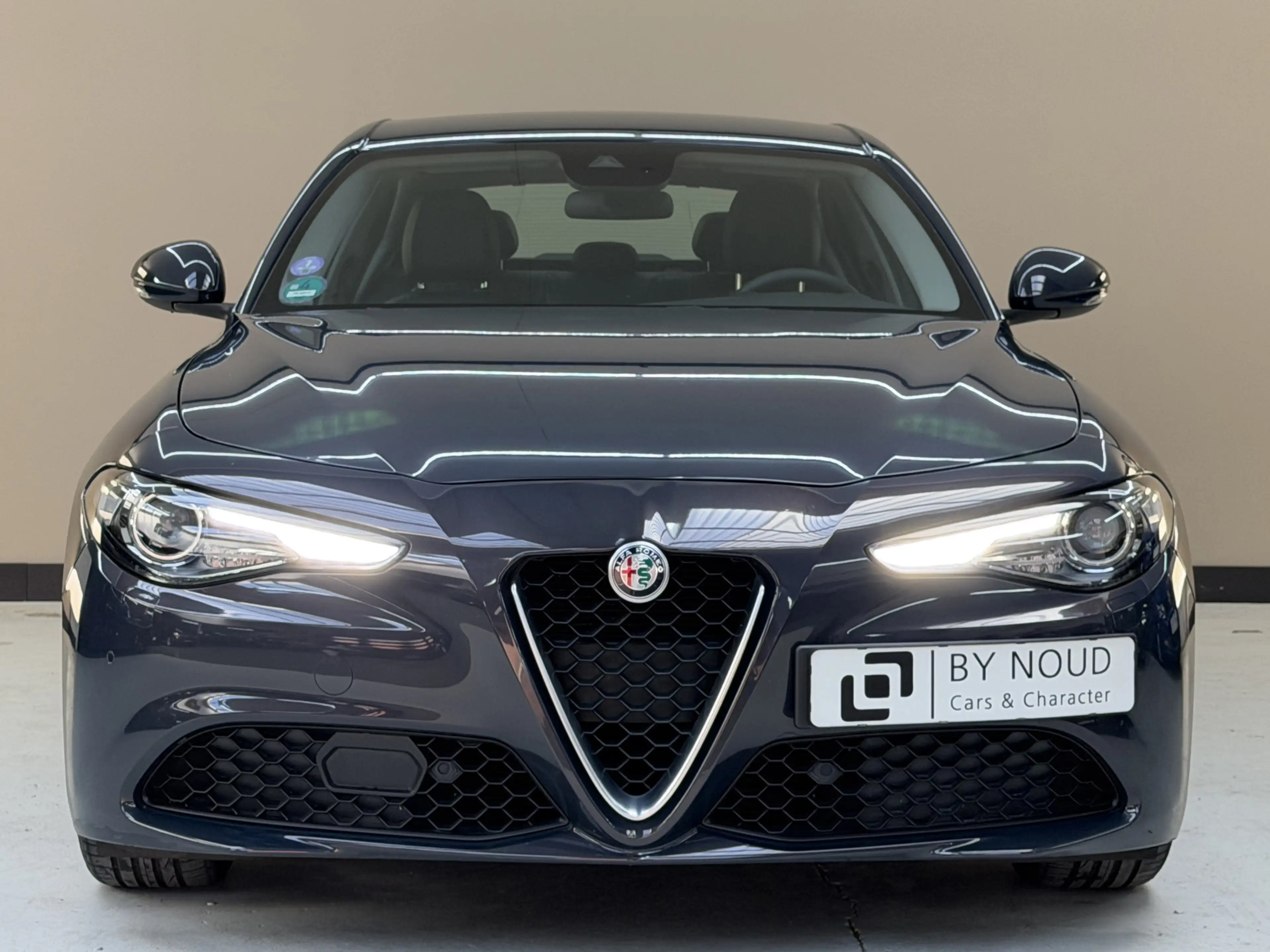 Alfa Romeo Giulia 2.0T Super, 280Pk, 2017, 2de eigenaar, Squadra tun — photo 13