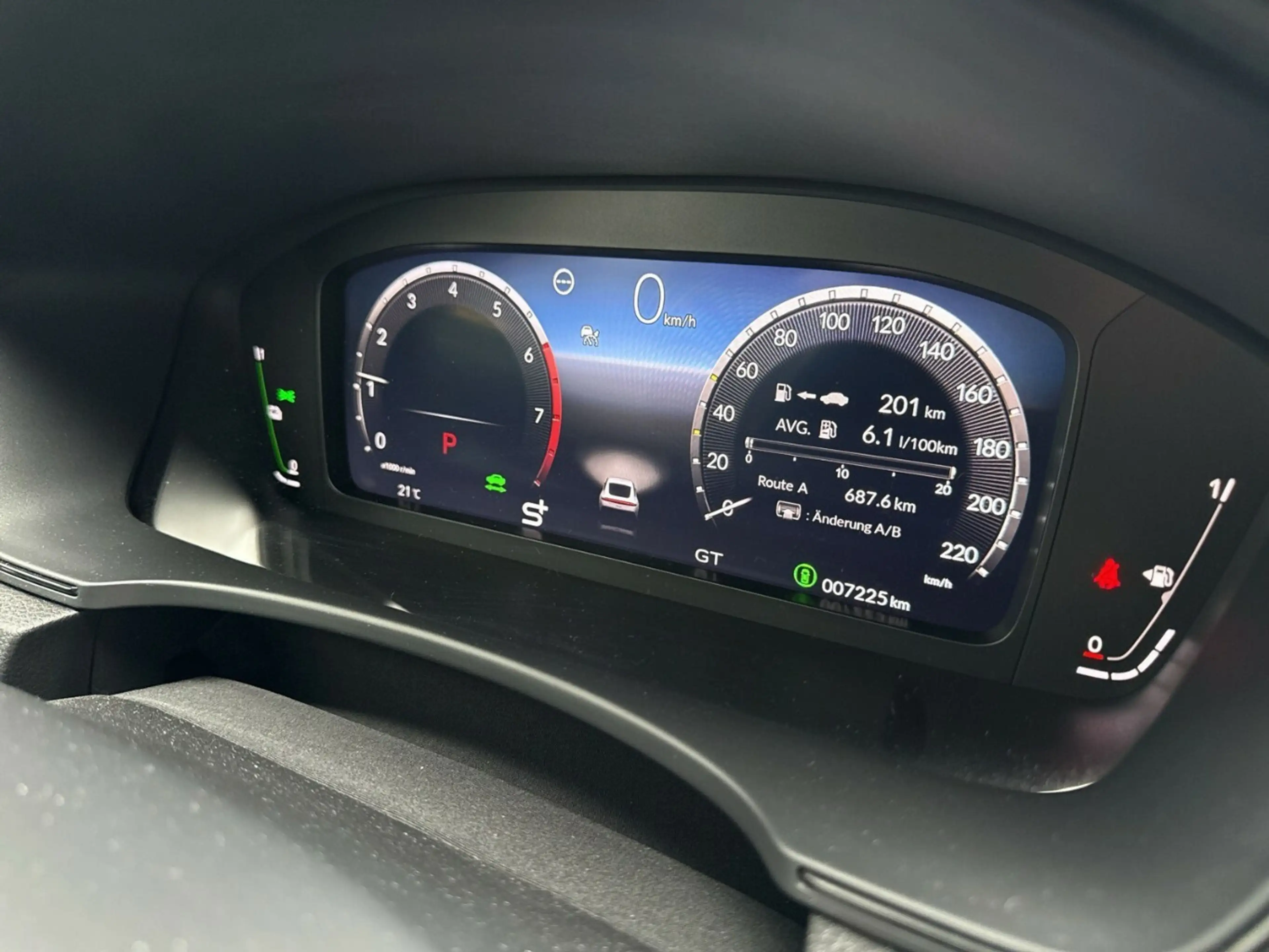 Honda Prelude 2.0 i-MMD e:HEV 135 kW Advance — photo 14