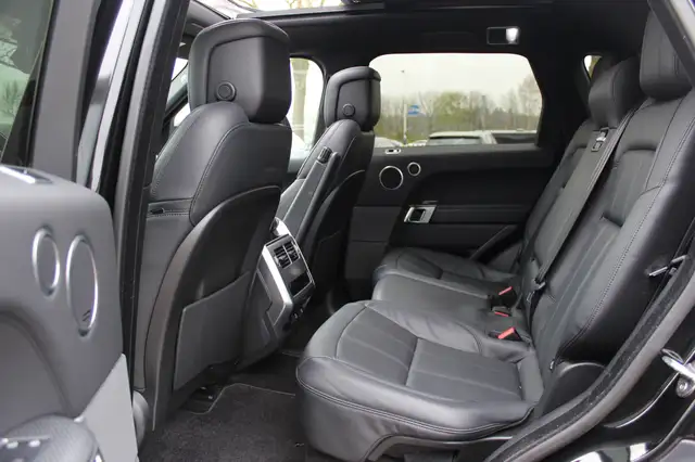 Land Rover Range Rover Sport view 11
