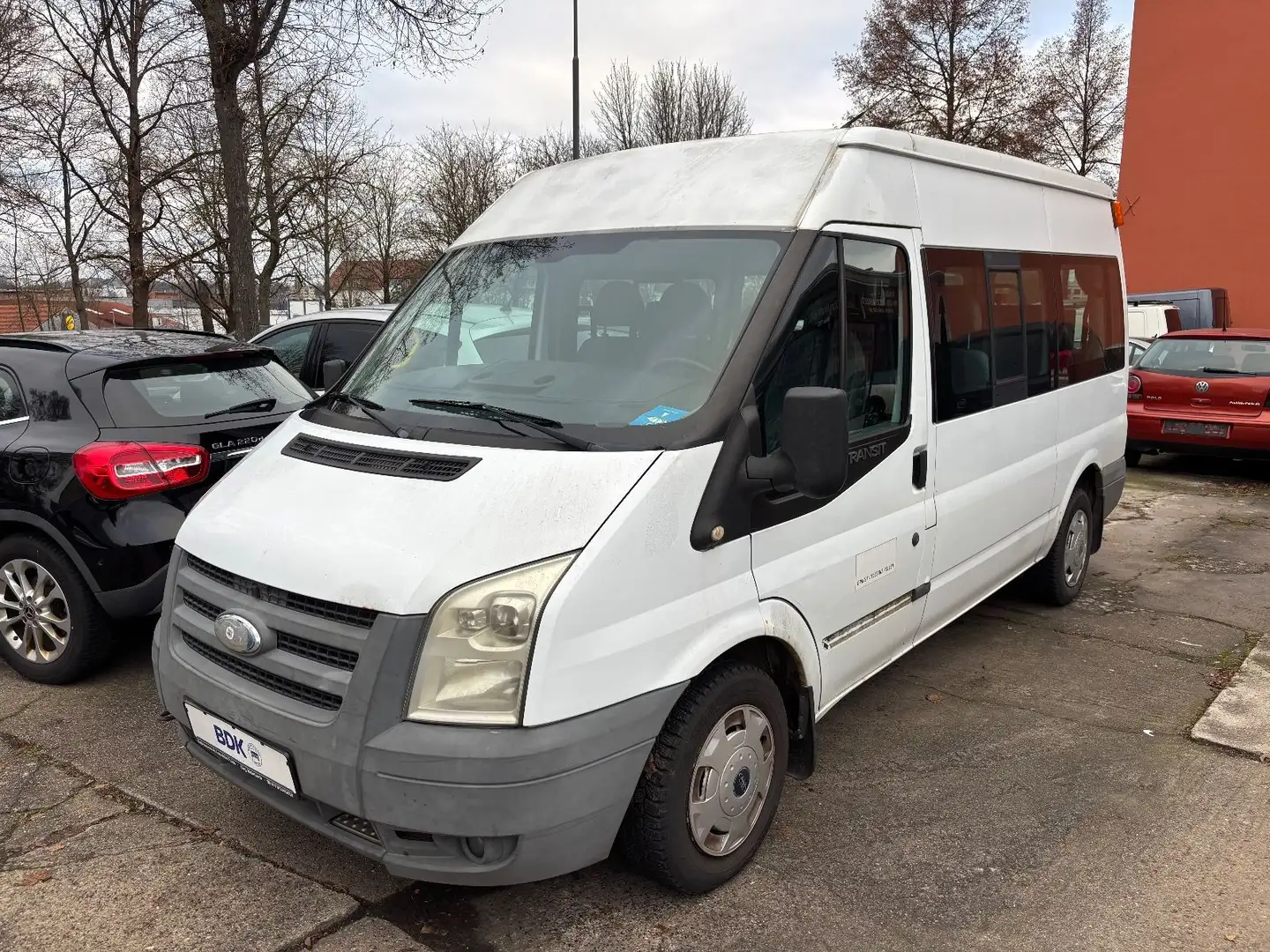 Ford Transit Kombi BEHINDERTENGERECHT MIT RAMPE Weiß - 2