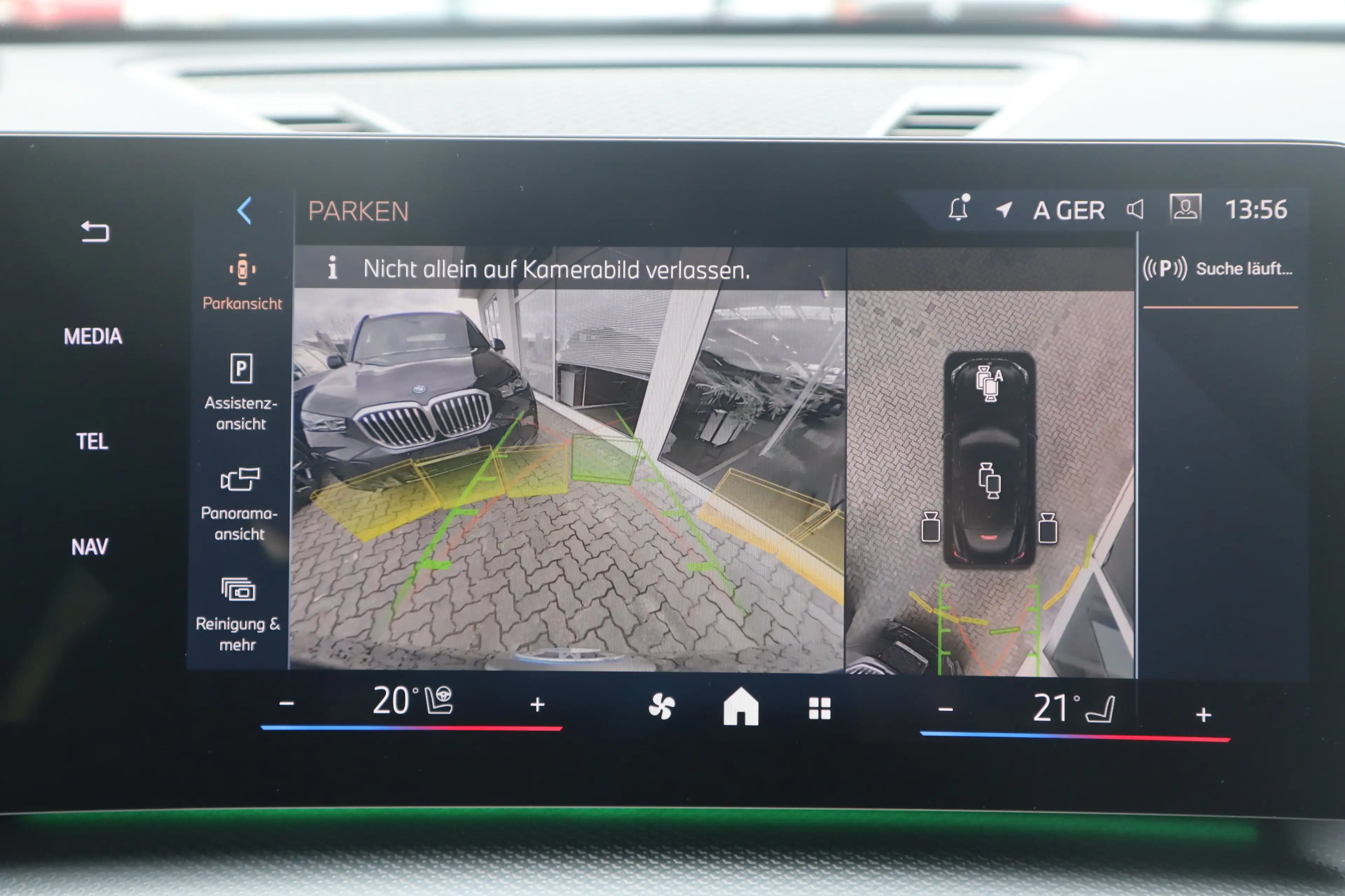BMW iX2 eDrive20 M Sport/AHK/HeadUp/DAB/LED/SHZ RFK — photo 11