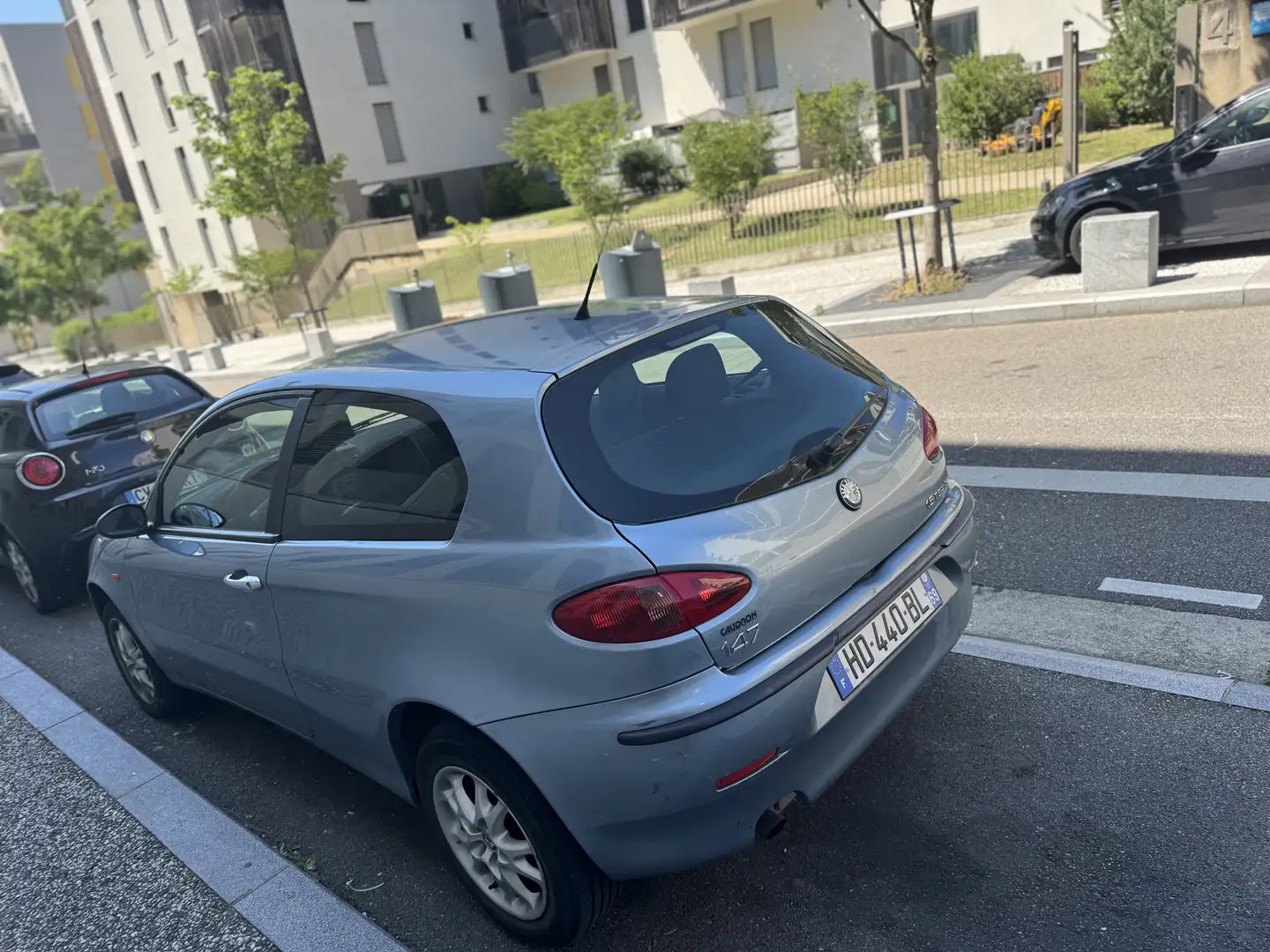 Alfa Romeo 147 1.6i - 120 TS Distinctive - 2