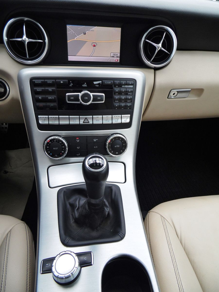 Mercedes-Benz SLK 200 SLK Roadster/Leder/Navi/Airscarf/SHZ/DVD — photo 13