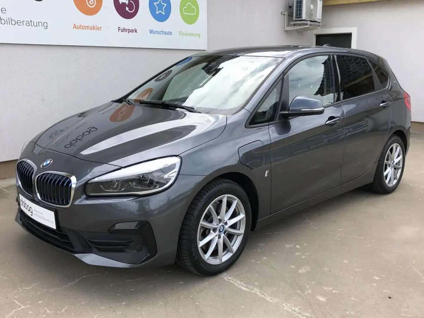 BMW 225 225xe iPerform. Active Tourer Advantage Navi Shz Grau - 1