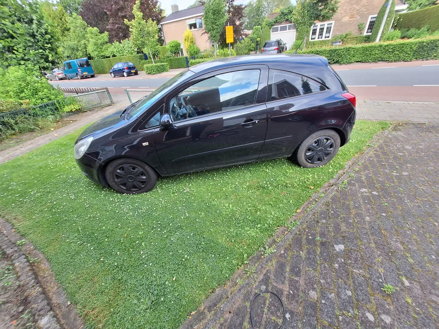 Opel Corsa Corsa 1.4-16V Bns Sport Zwart - 2