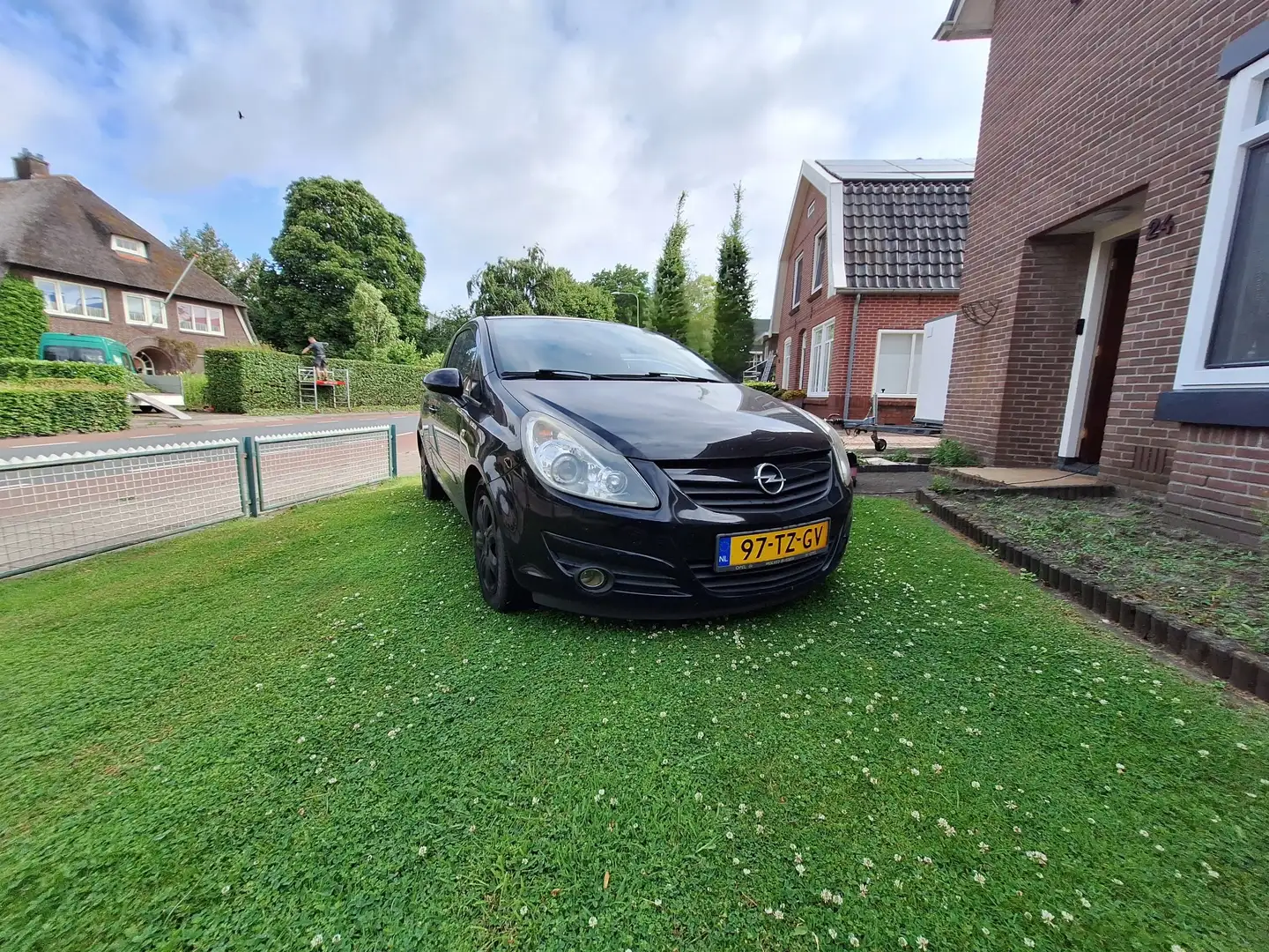 Opel Corsa Corsa 1.4-16V Bns Sport Zwart - 1