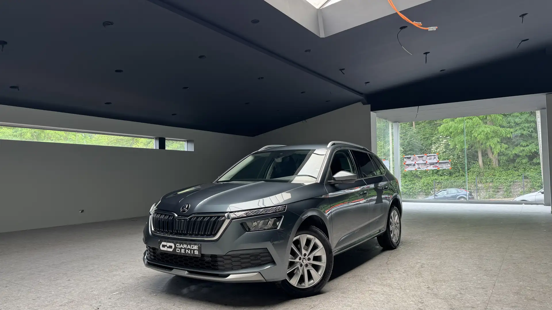 Skoda Kamiq 1.0 TSI **GPS+CAMERA**LED**GARANTIE** Grijs - 1