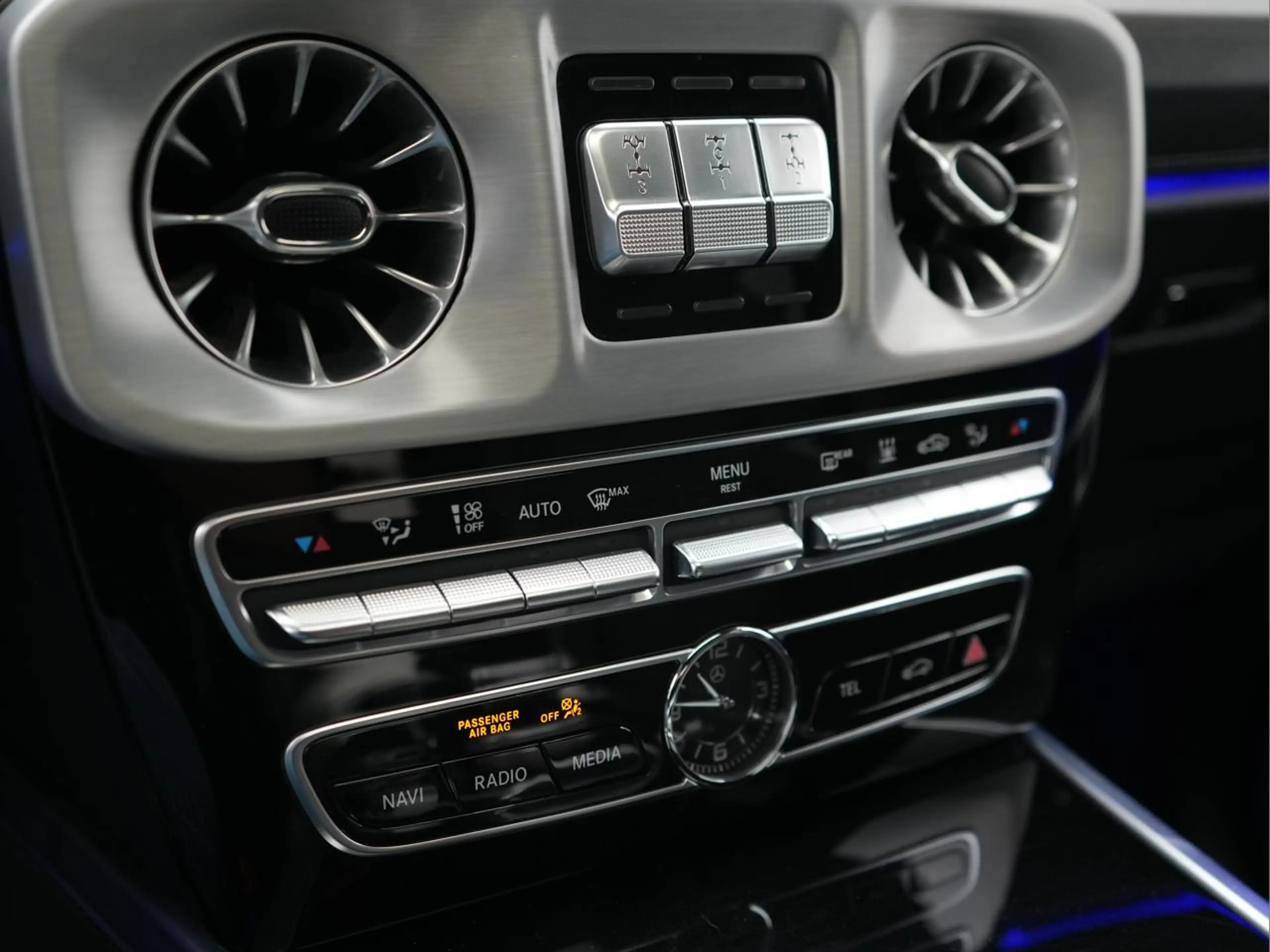 Mercedes-Benz G 500 G 500 / V8 / Multibeam LED / Alcantara / Burmester Surround / Pano — photo 14