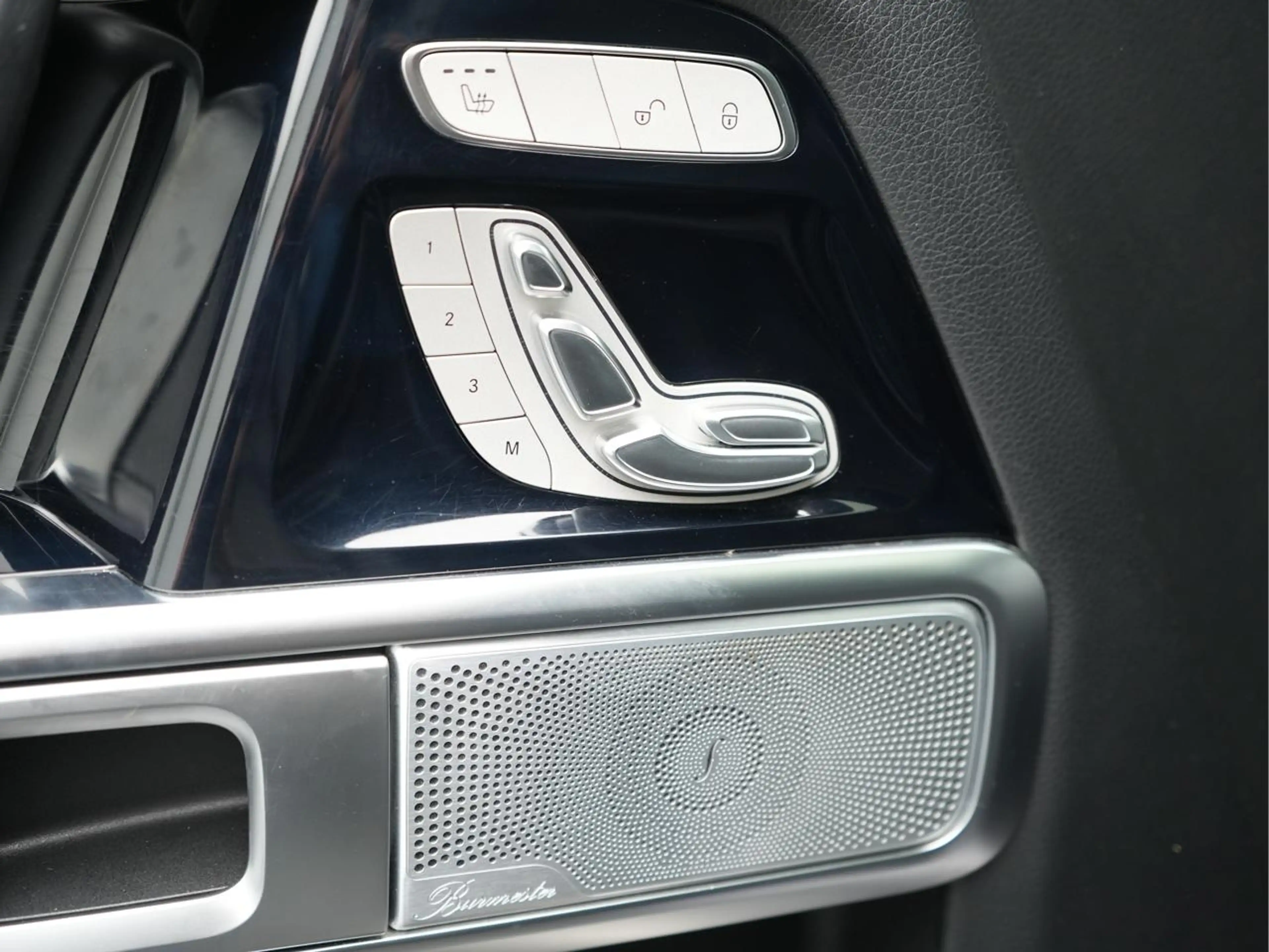 Mercedes-Benz G 500 G 500 / V8 / Multibeam LED / Alcantara / Burmester Surround / Pano — photo 11