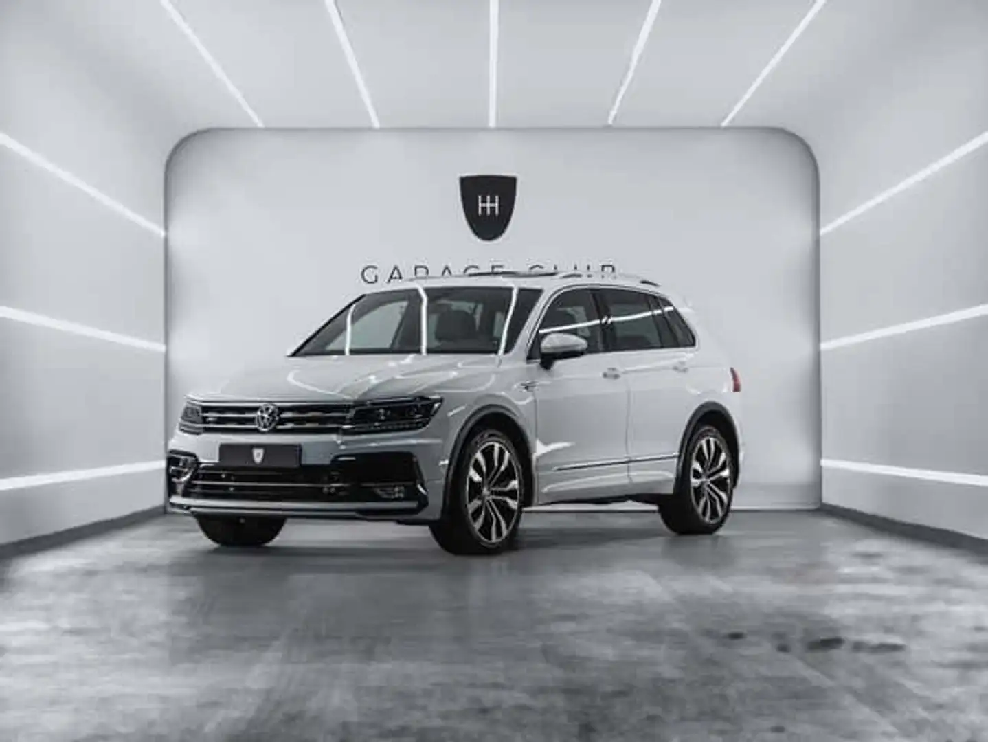 Volkswagen Tiguan 2.0TDI Sport 4Motion DSG 176kW (9.75) - 1