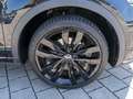 Volkswagen T-Roc R-Line 1.5TSI LED RFK ACC SHZ AID beats Zwart - thumbnail 6