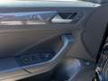 Volkswagen T-Roc R-Line 1.5TSI LED RFK ACC SHZ AID beats Zwart - thumbnail 10