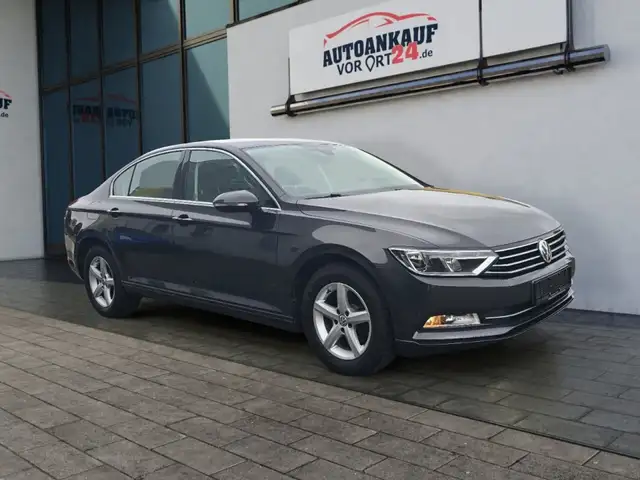 Volkswagen Passat Lim. 1.4TSI Comfortline BMT*DSG*MASSAGE* Klima