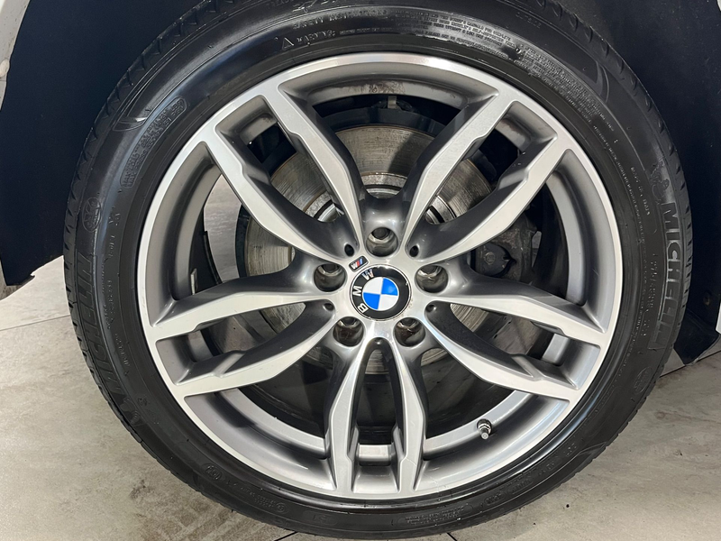BMW X4 xDrive 20d Aut. ***M-Sport | Schiebedach*** — photo 8