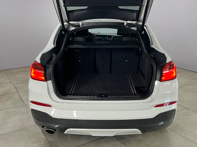 BMW X4 xDrive 20d Aut. ***M-Sport | Schiebedach*** — photo 14