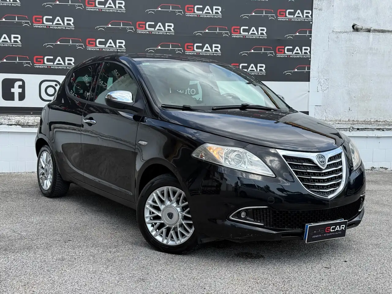 Lancia Ypsilon