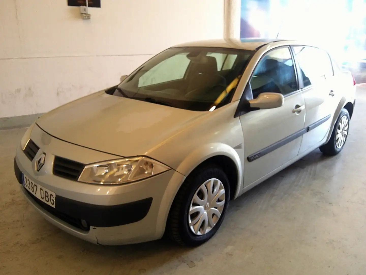 Renault Megane 1.9DCi Confort Authentique Zilver - 1