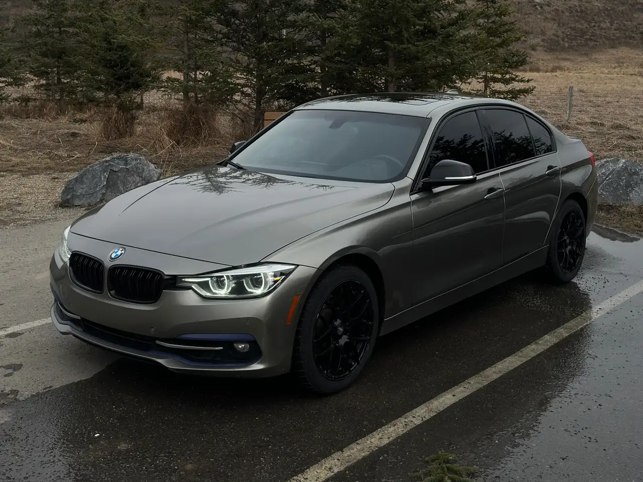 BMW 3 Series photo BMW 3 Series