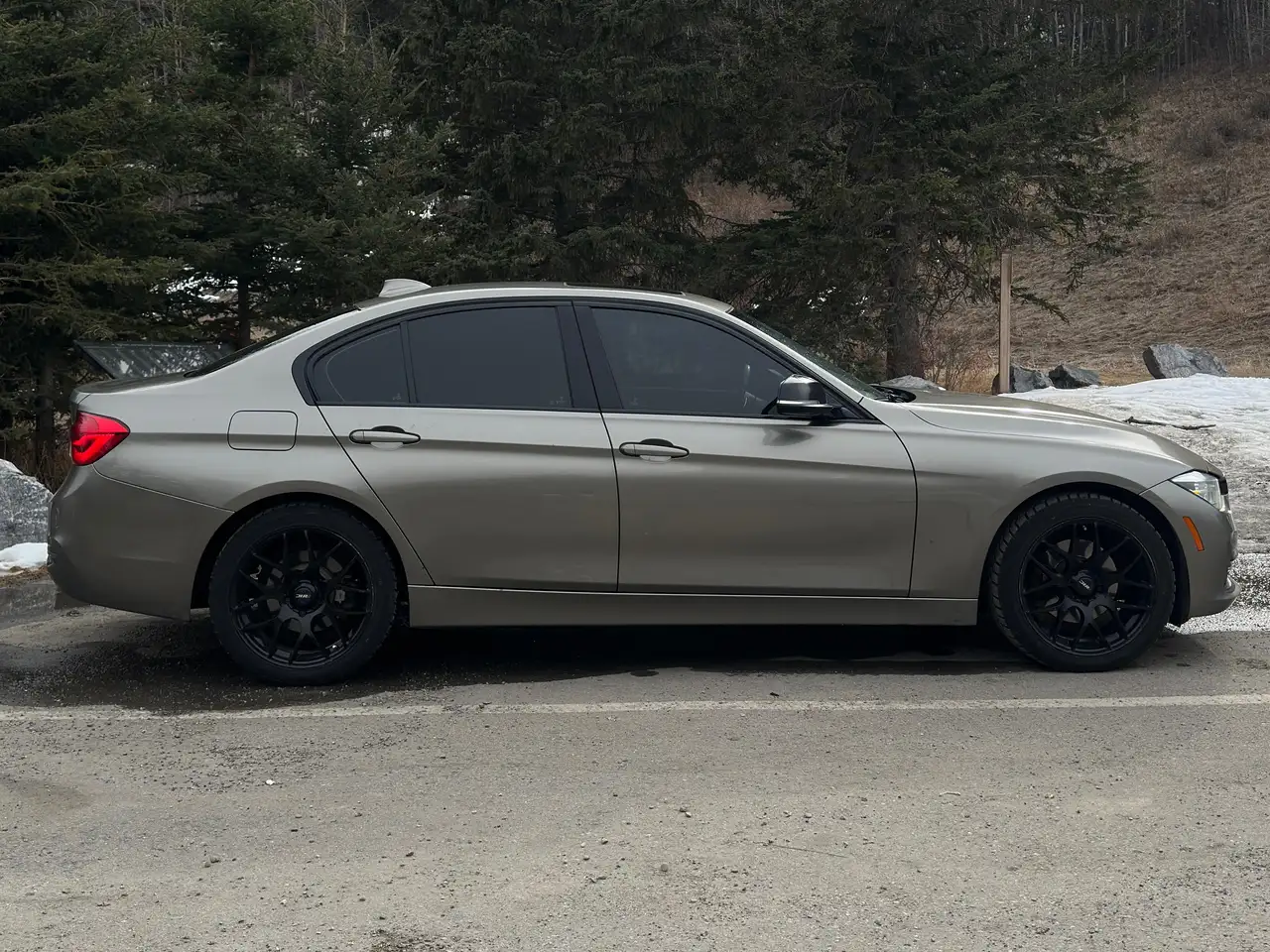 BMW 3 Series photo BMW 3 Series