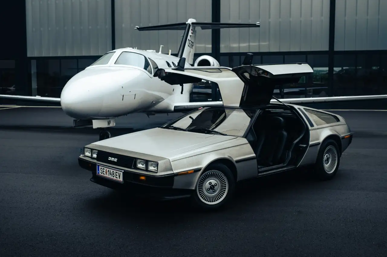 Delorean DMC-12