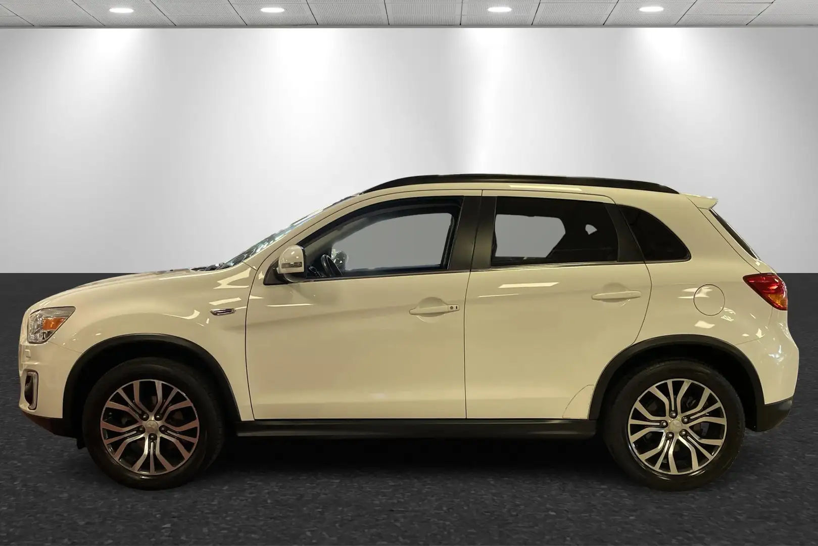 Mitsubishi ASX 1.6 Cleartec Intense DAB, Carplay, Xenon Wit - 2