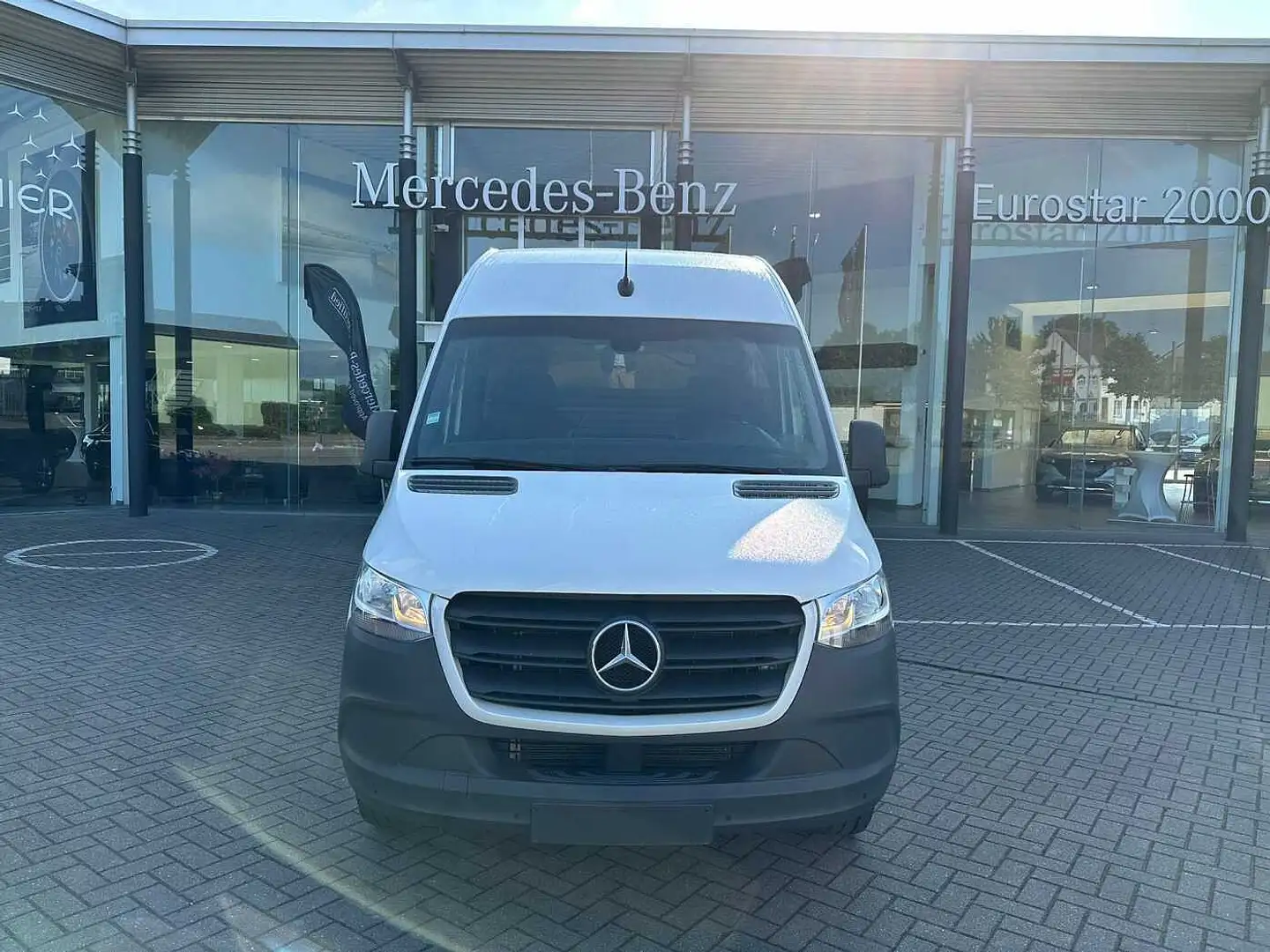 Mercedes-Benz Sprinter 319 CDI Bestelwagen Hoog dak L2 L2H2 Wit - 2