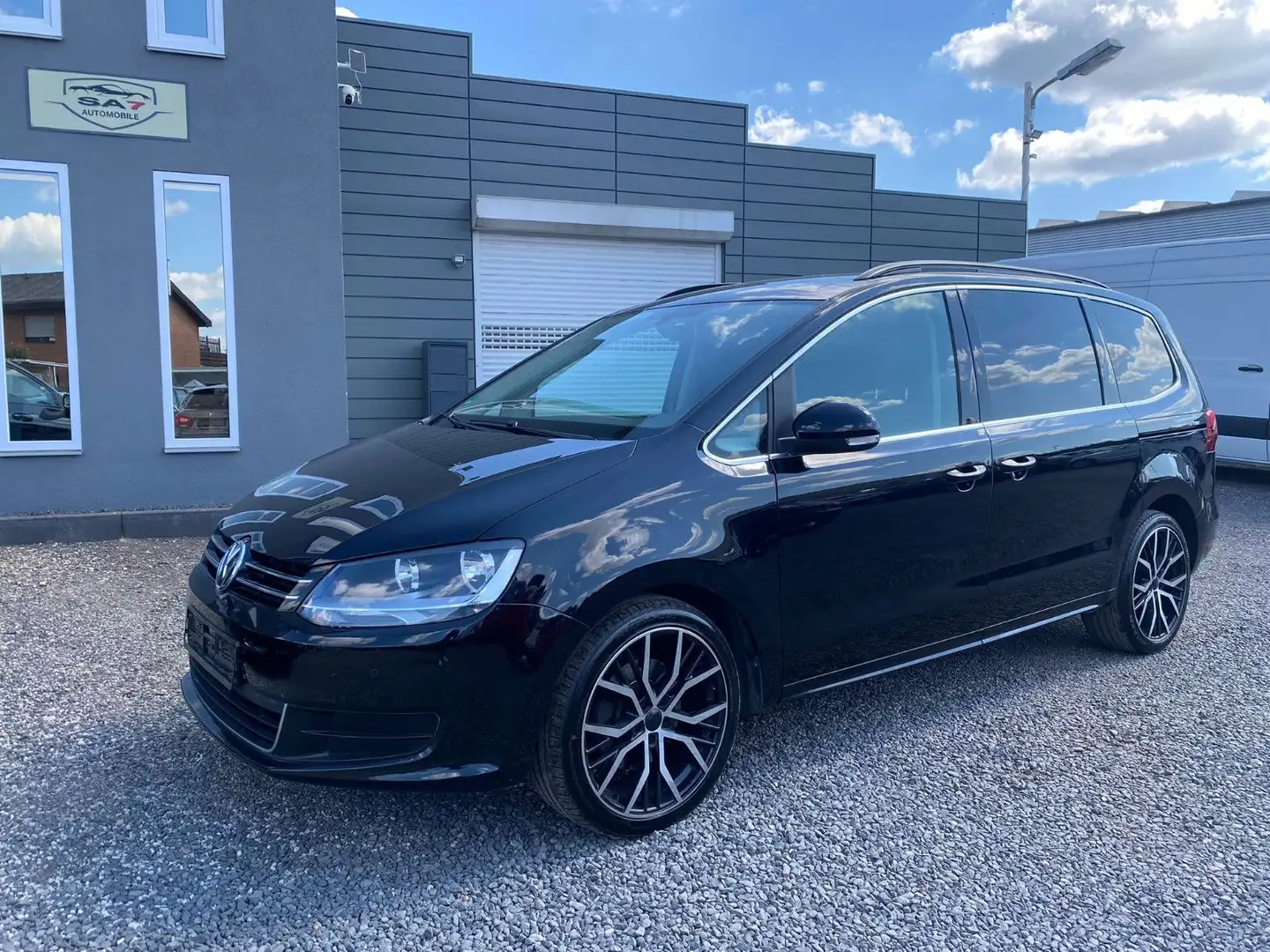Volkswagen Sharan BMT/Start-Stopp*7Sitz*Automatik*TüvNeu* Black - 2