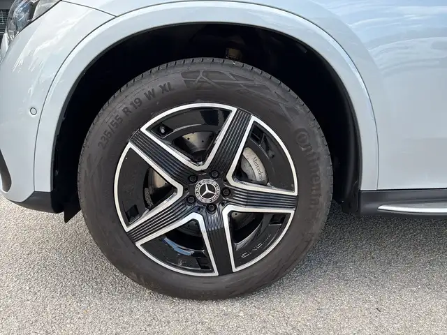 Mercedes-Benz GLC 300 de 4MATIC mit EQ Hybrid Technologie Österreich-Edi Ansicht 14