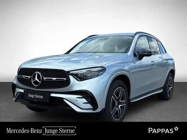 Mercedes-Benz GLC 300 de 4MATIC mit EQ Hybrid Technologie Österreich-Edi Ansicht 2