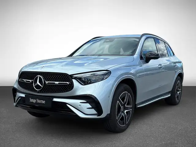 Mercedes-Benz GLC 300 de 4MATIC mit EQ Hybrid Technologie Österreich-Edi Ansicht 3