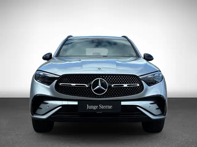 Mercedes-Benz GLC 300 de 4MATIC mit EQ Hybrid Technologie Österreich-Edi Ansicht 5